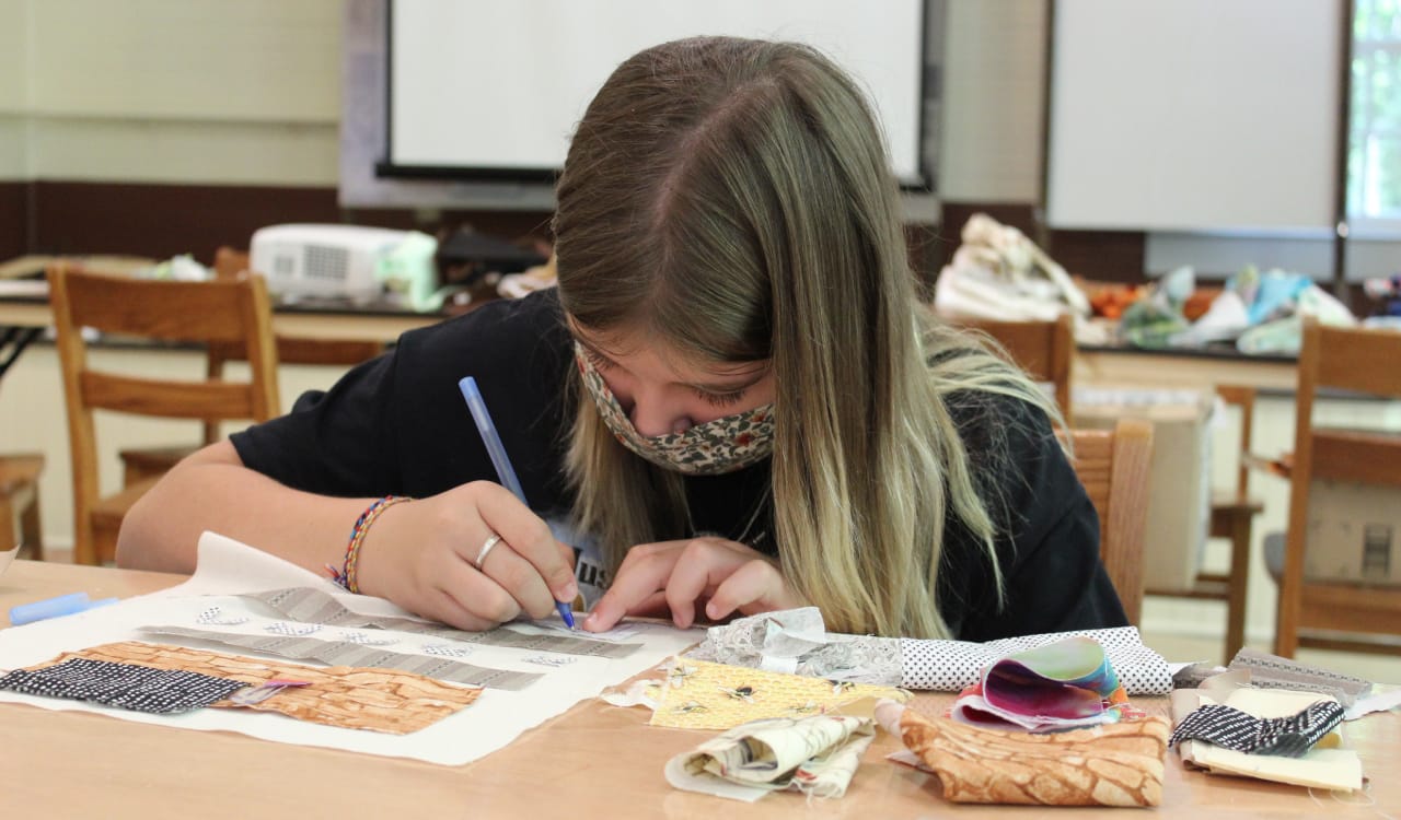 Anna Ingle_Making Quilt 1